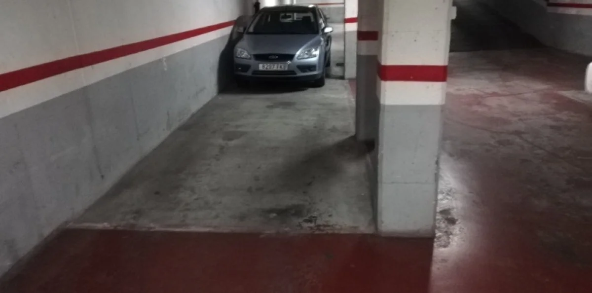 Rented central parking space, 10 m²