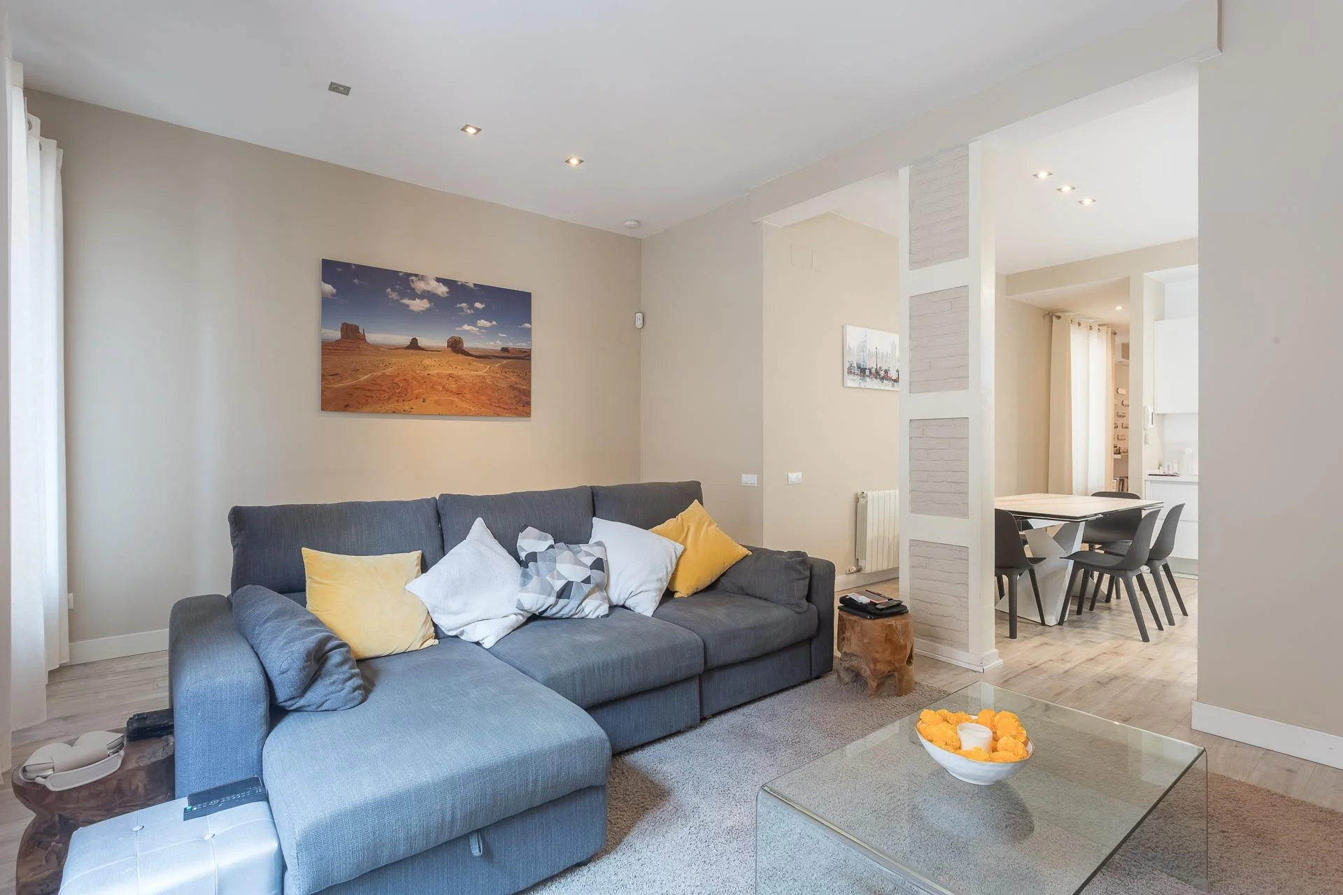 Piso reformado en Sant Antoni, cuatro habitaciones