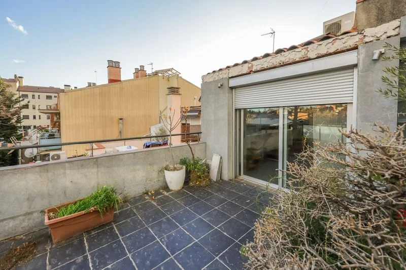 Casa en el Centre de Sabadell con cuatro dormitorios