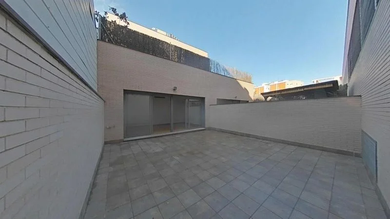 Piso alquilado en Sabadell, 3 dormitorios