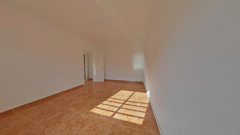 Piso reformado en Campoamor, 3 habitaciones