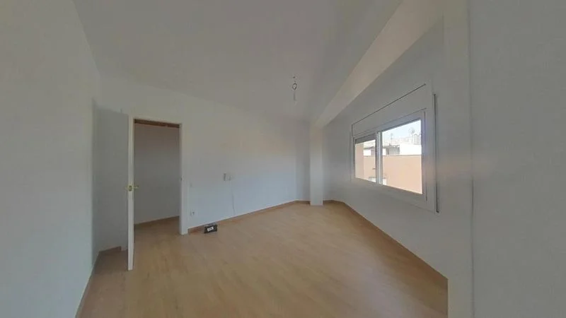 Reformed Sabadell flat, 3 bedrooms
