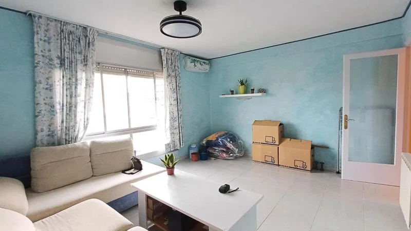 Piso reformado en Sabadell con 3 habitaciones