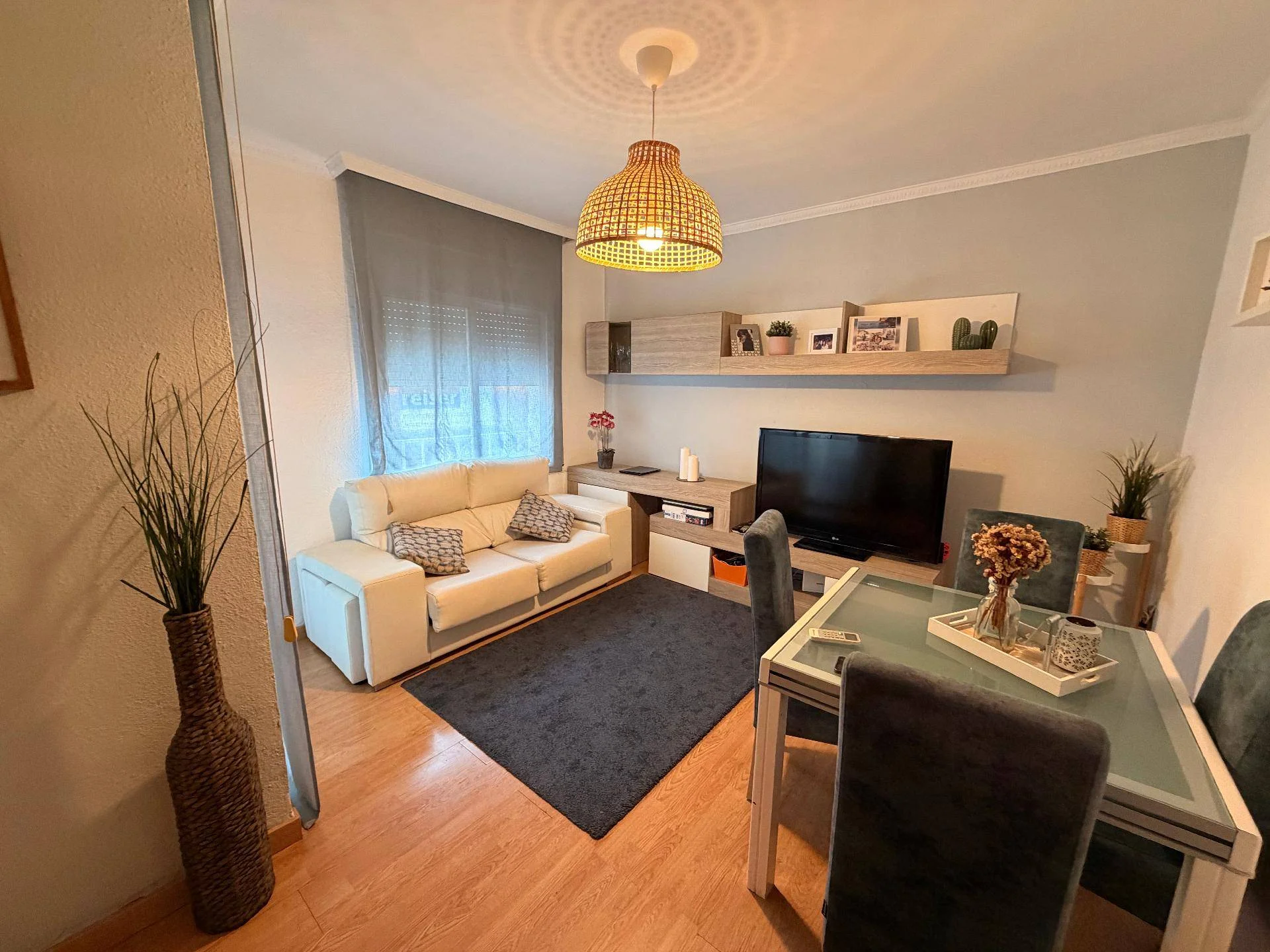 Good-condition Sabadell flat, 3 bedrooms