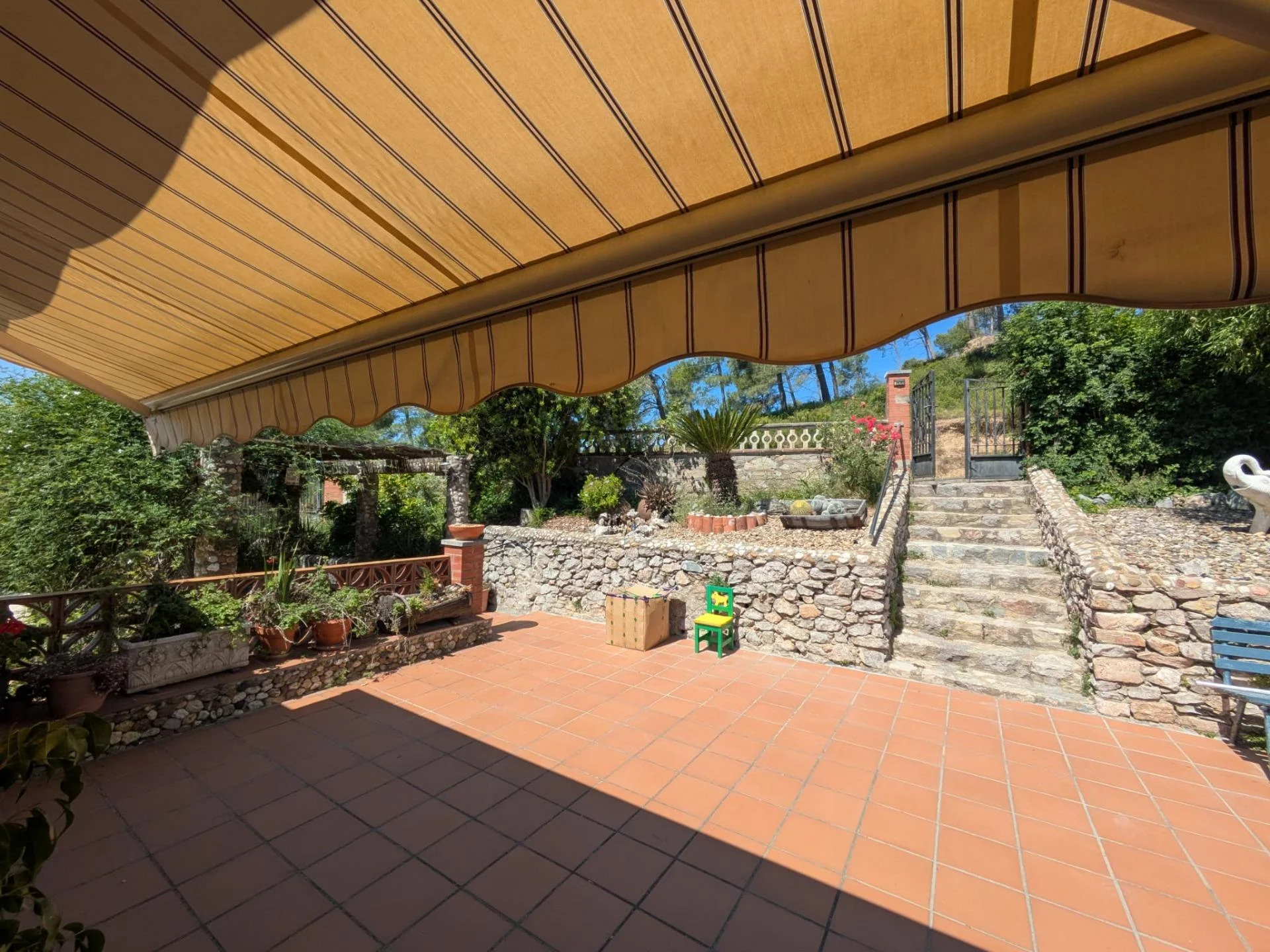 Casa independiente en Rubí, parcela de 730 m²