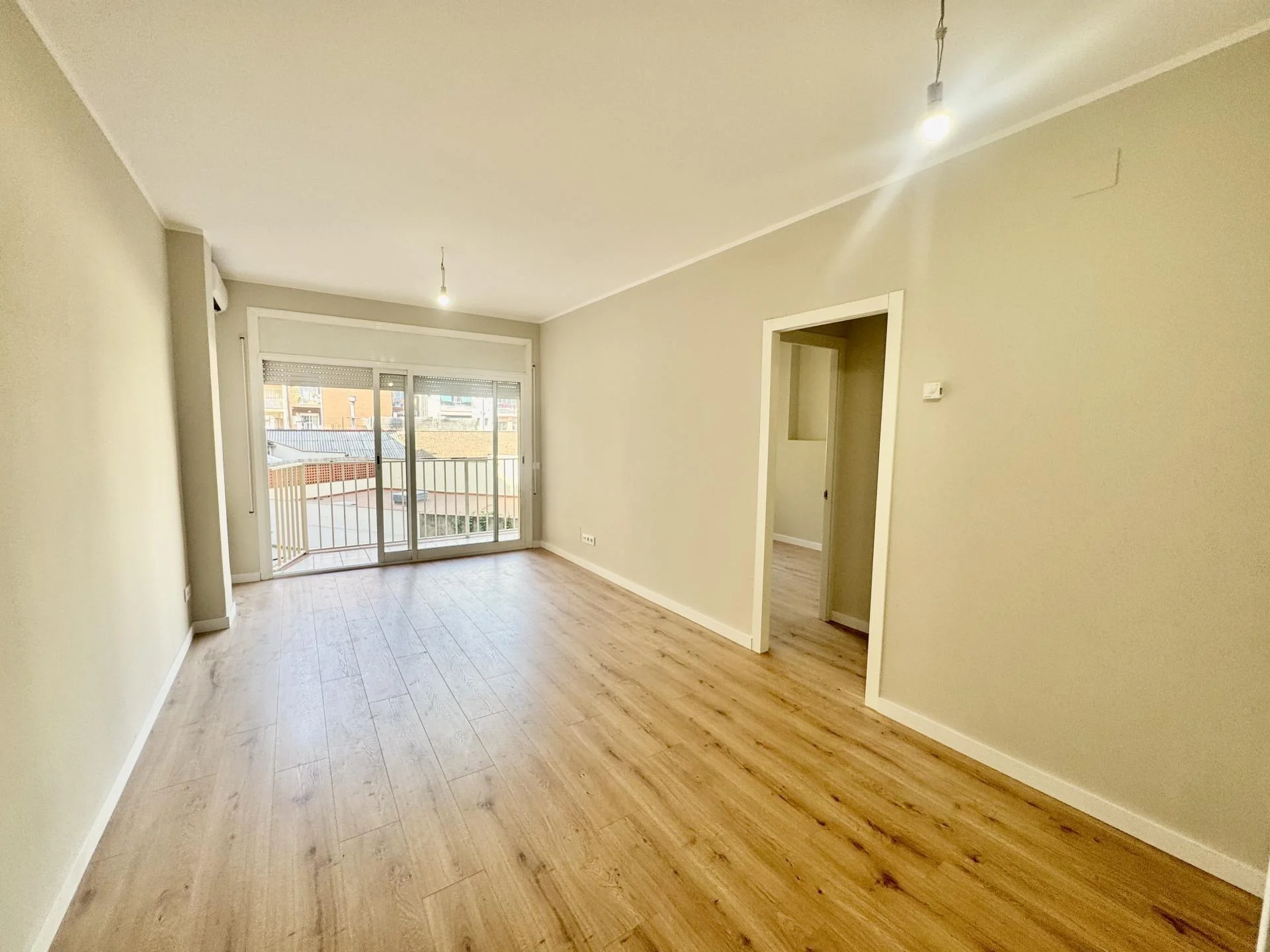 Piso reformado en Sagrada Família, 3 habitaciones