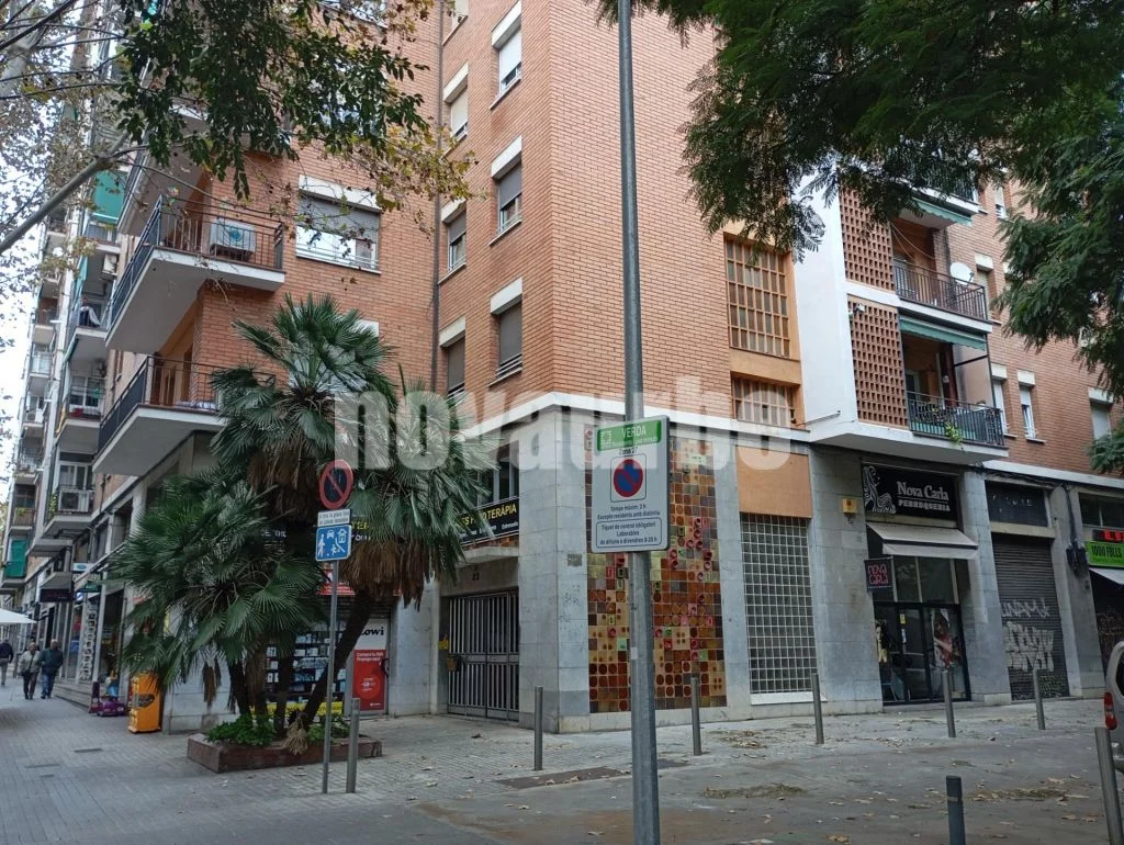 Adapted loft near Sant Martí metro