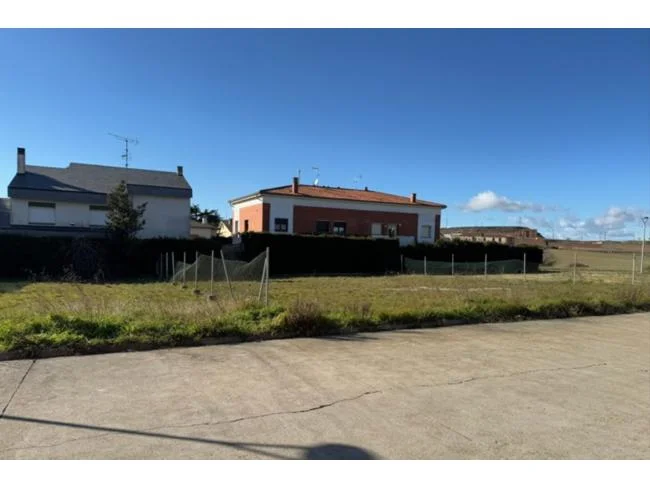 Parcela urbana en Calaf con 300 m² edificables