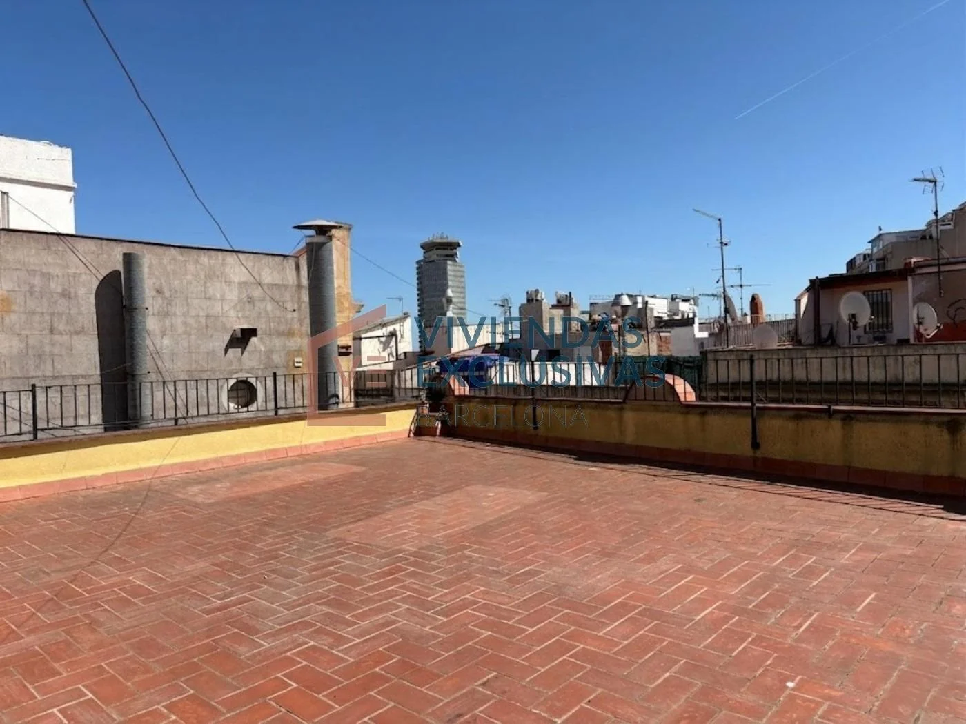 Ático del Raval con terraza de 50 m²