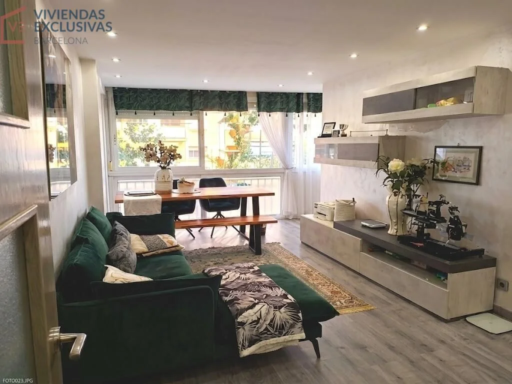 Renovated Barcelona flat, three bedrooms