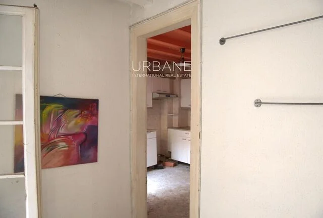 Apartamento en Ciutat Vella con terraza privada