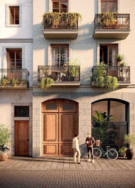 Historic Barcelona commercial space with patio