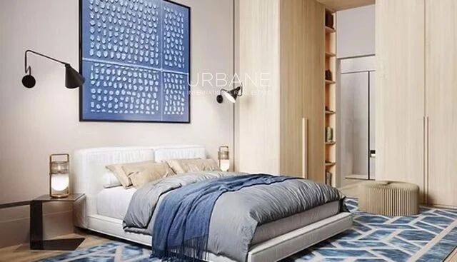 Renovated Eixample apartment, three bedrooms
