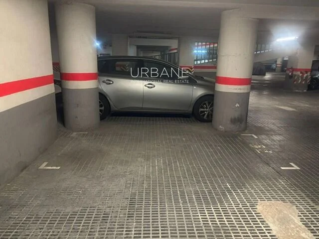 Plaza de aparcamiento céntrica en Barcelona, 5 m²