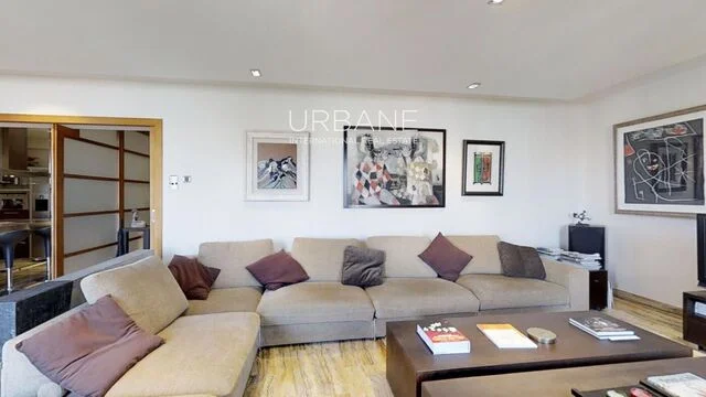 Barcelona apartment with Casa Batlló views