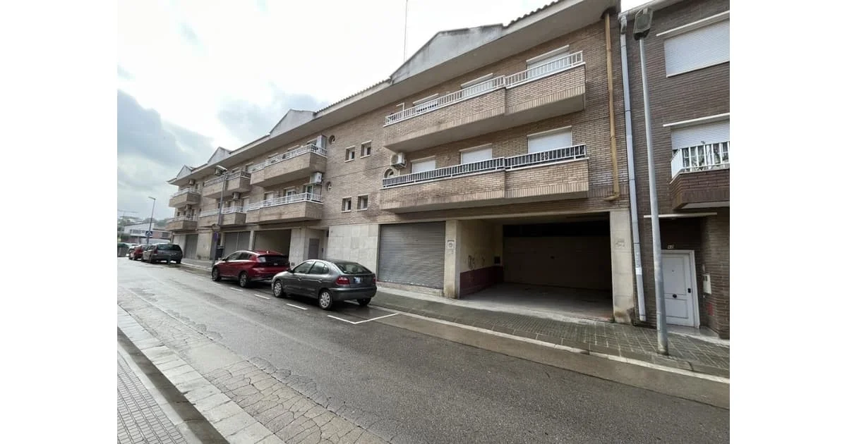 Lote de plazas de parking en Montornès del Vallès