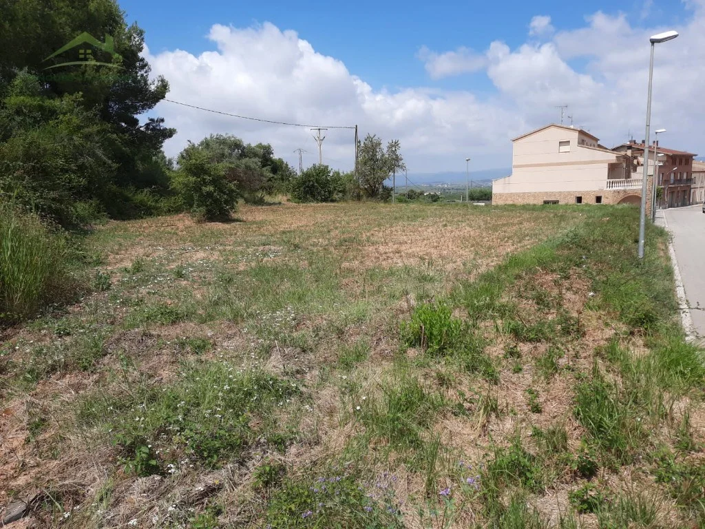 Terreno urbanizable en Cantallops, 1.050 m²
