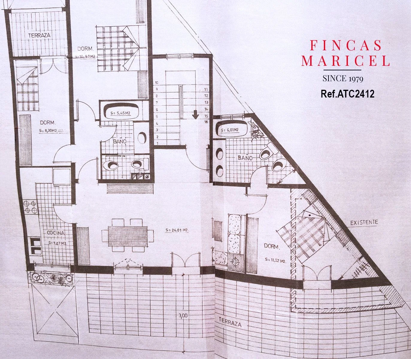Central Sitges penthouse with 40m² terrace