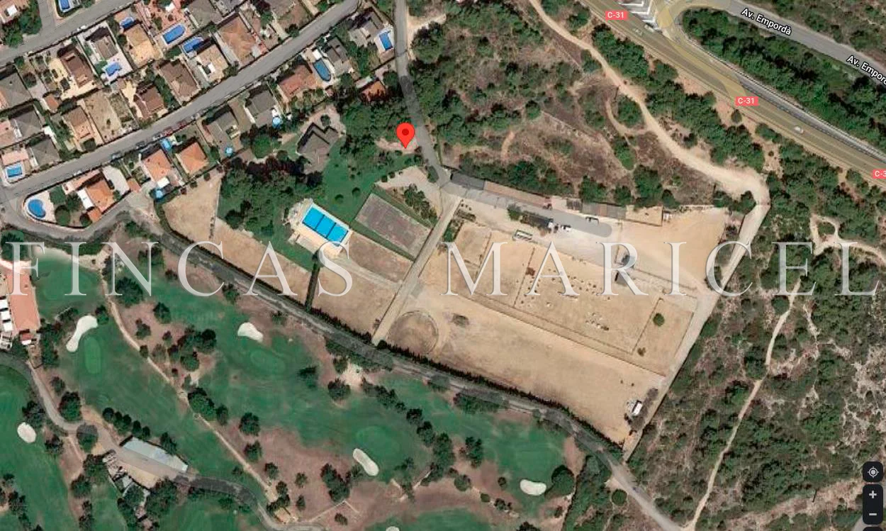 Chalet rural cerca de Calafell, 25.000 m²