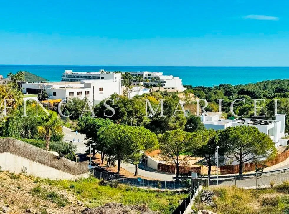Parcela edificable con vistas en Can Girona