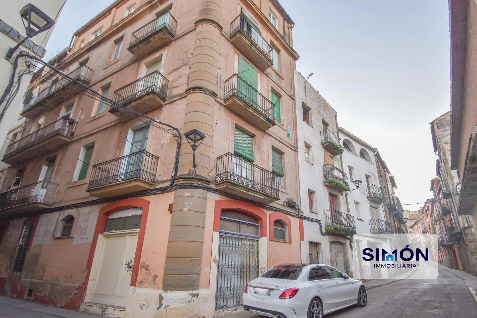 Edificio alquilado en Artés, 629 m²