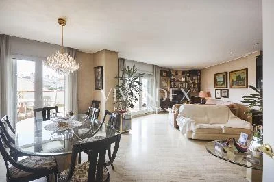 Ático exterior en Eixample, 3 habitaciones
