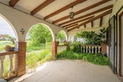 Large Reus estate with renovation potential