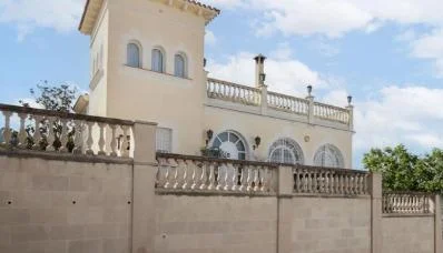 Villa ocupada en Marianao, 6 habitaciones