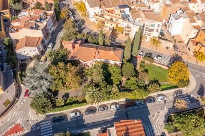 Spacious La Selva chalet, 7 bedrooms