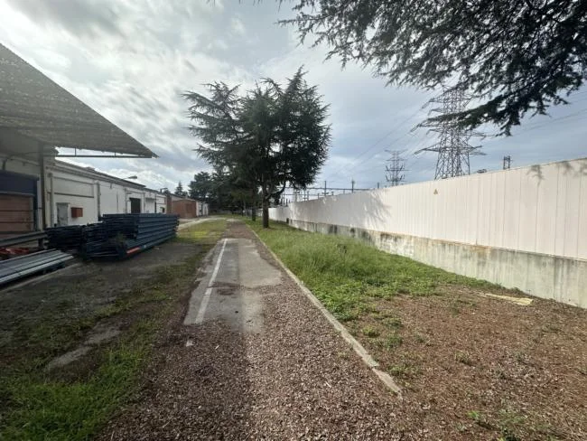 Gran nave industrial de 16.338 m²