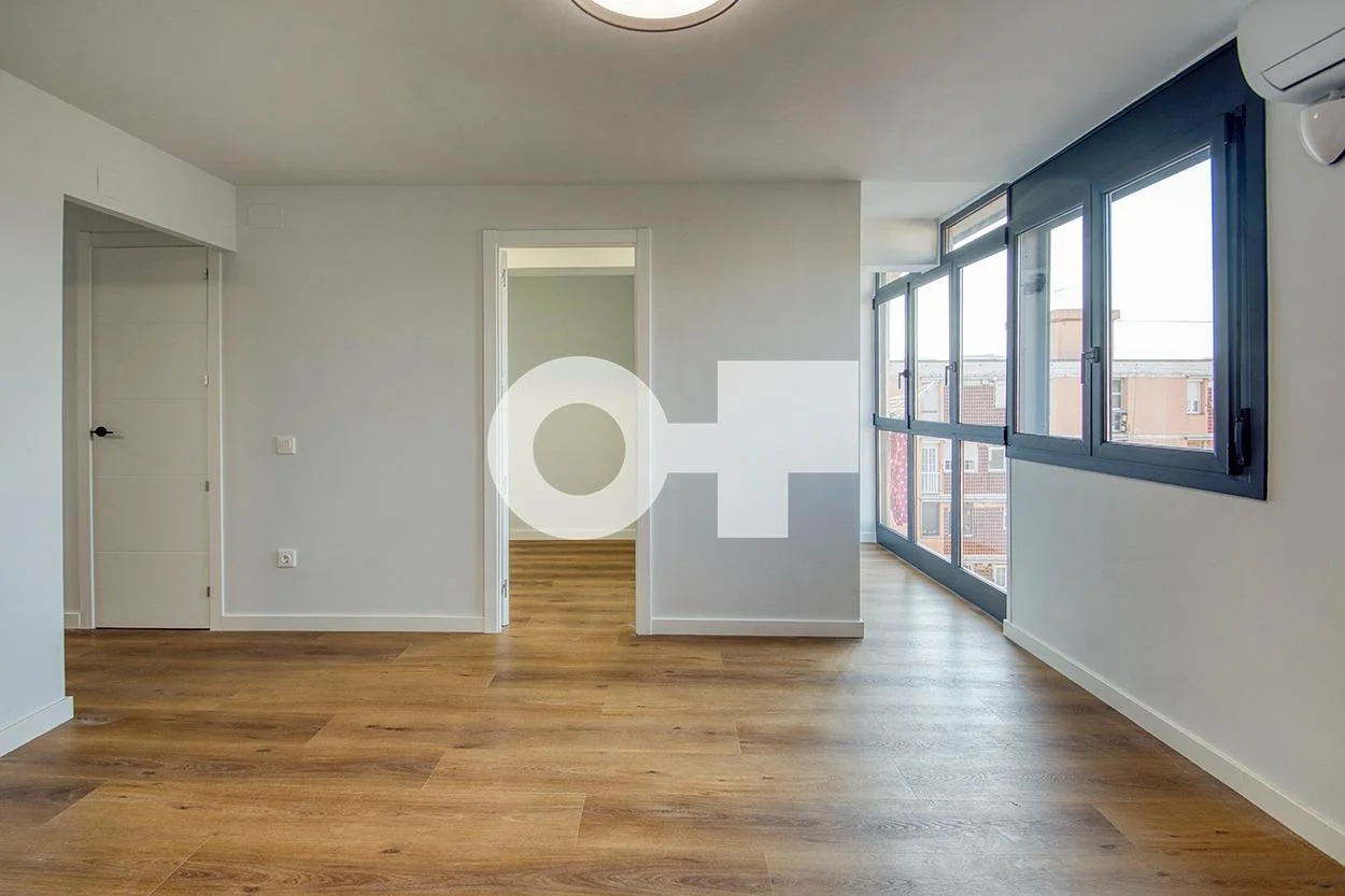 Reformed Barcelona penthouse, three bedrooms