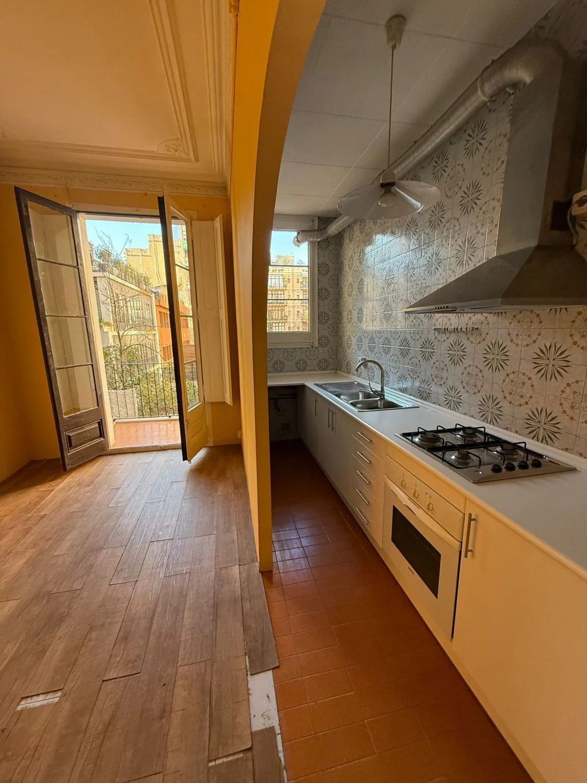 Renovation flat in Eixample, Barcelona