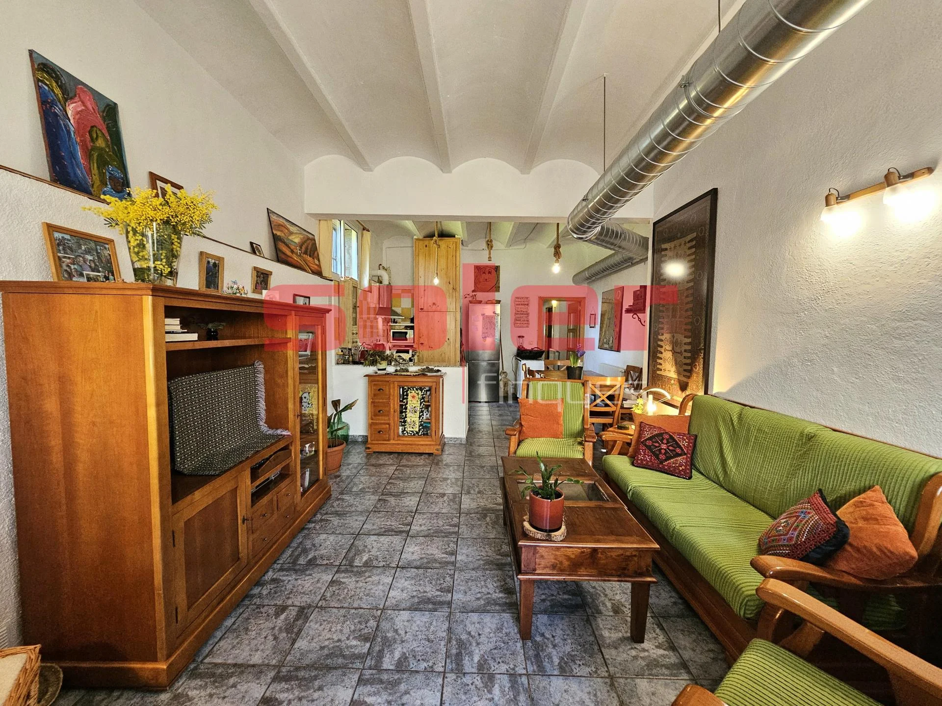 Versatile Valldoreix commercial unit, 232 m²