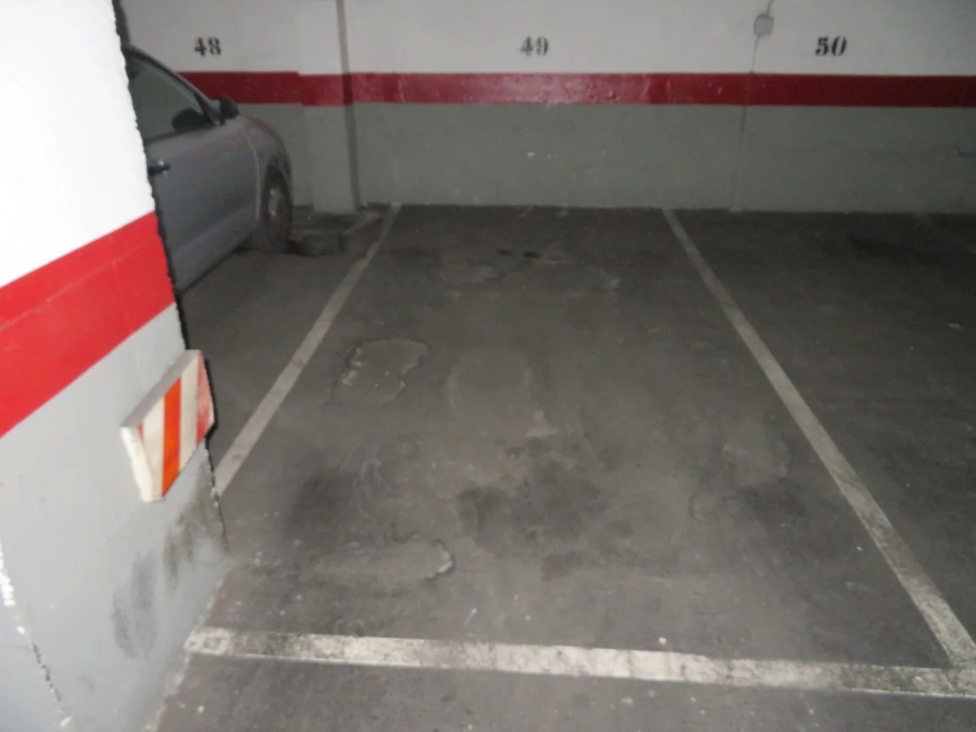 Plaza para coche mediano cerca de Plaza España