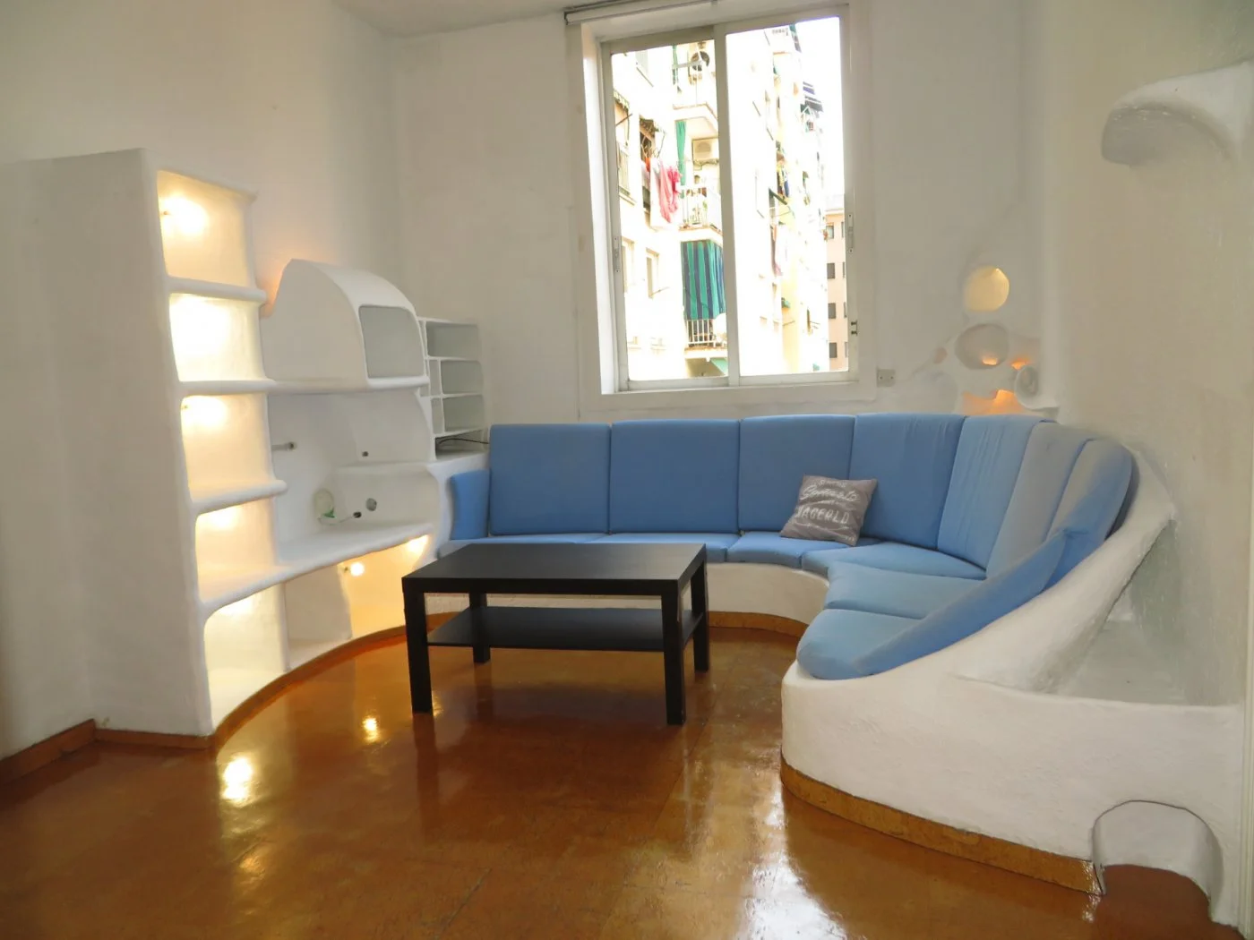 Piso interior en Sant Antoni, tres habitaciones