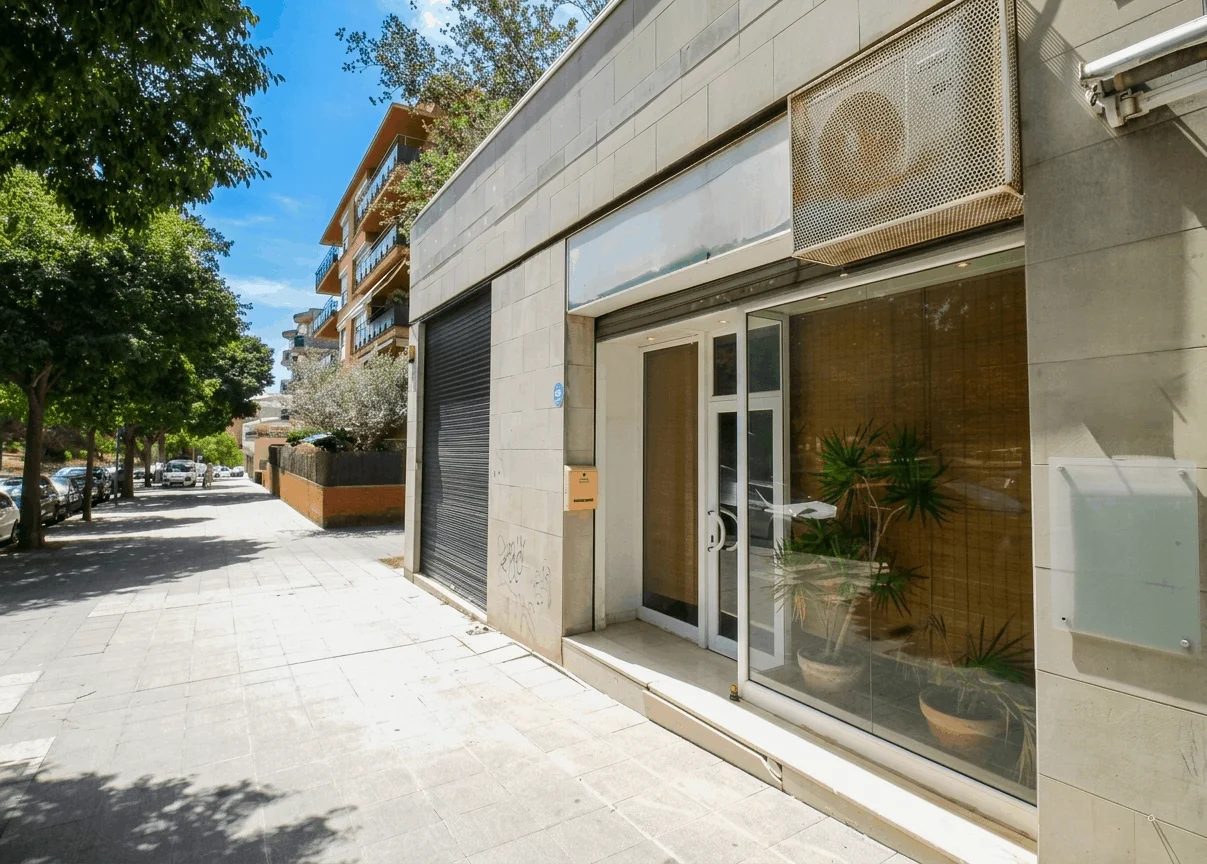 Local comercial a pie de calle en Castelldefels