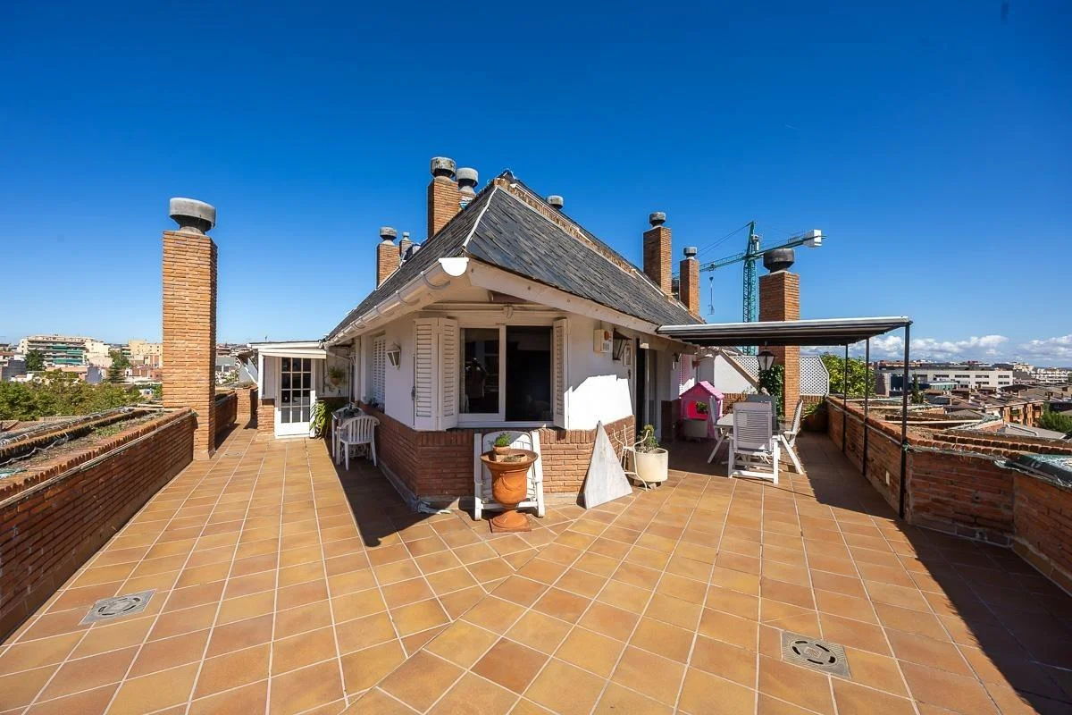 Ático dúplex céntrico con gran terraza