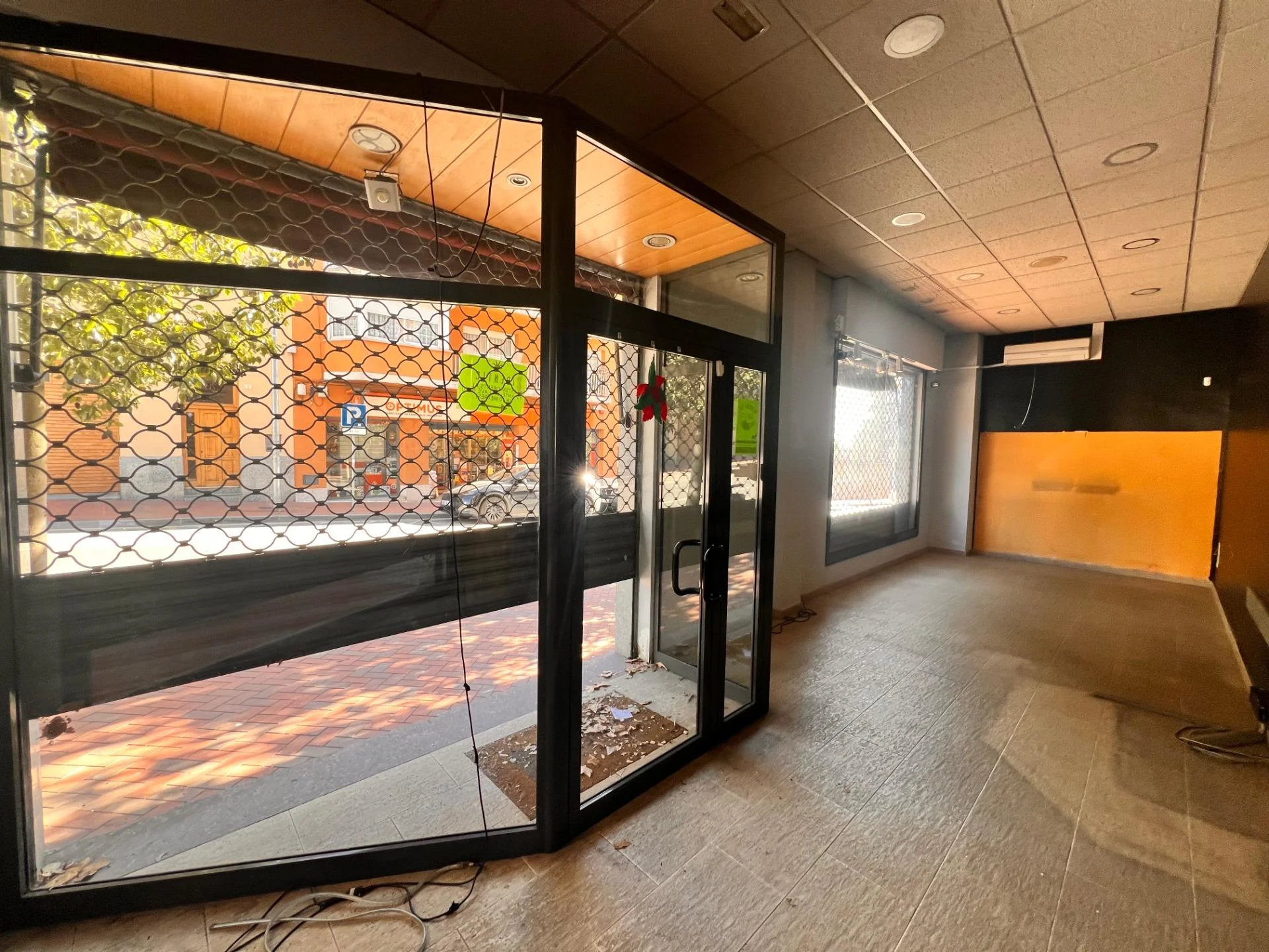 Local comercial céntrico en Sentmenat, 79 m²