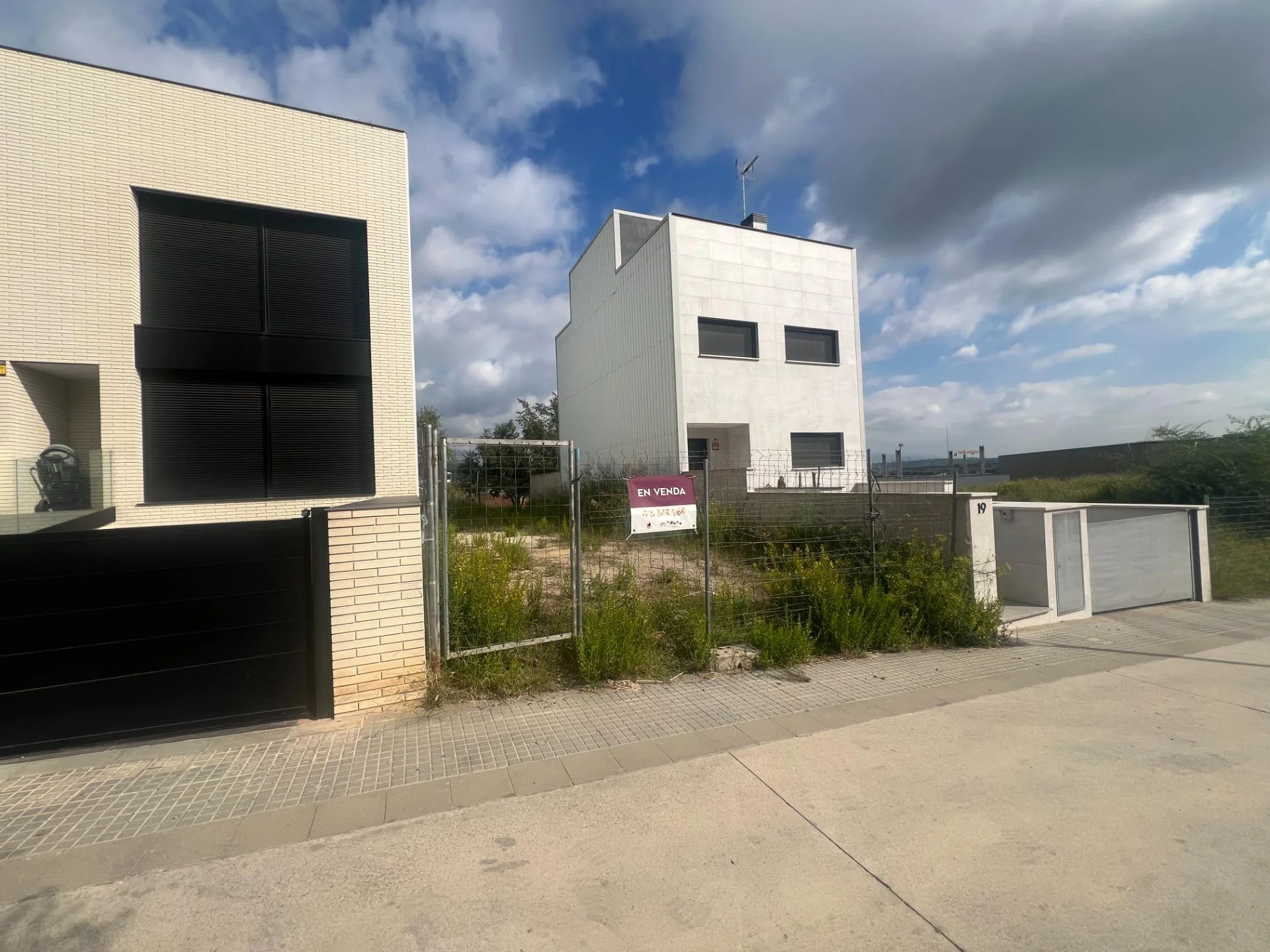 Buildable plot in Can Perich, 230 m²