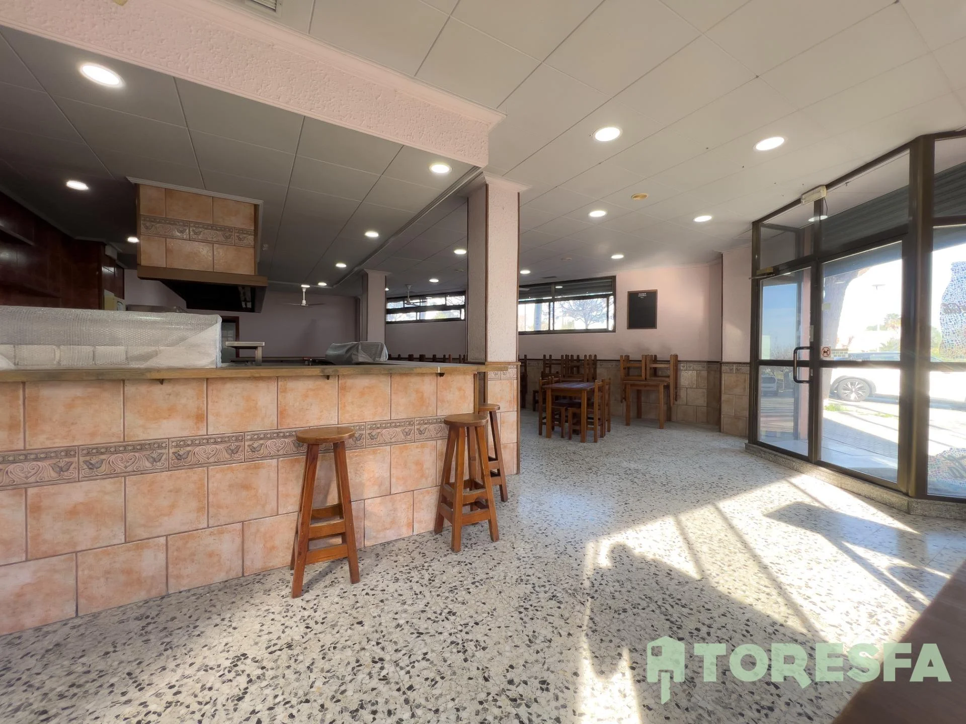 Restaurante amplio con licencia en Mataró