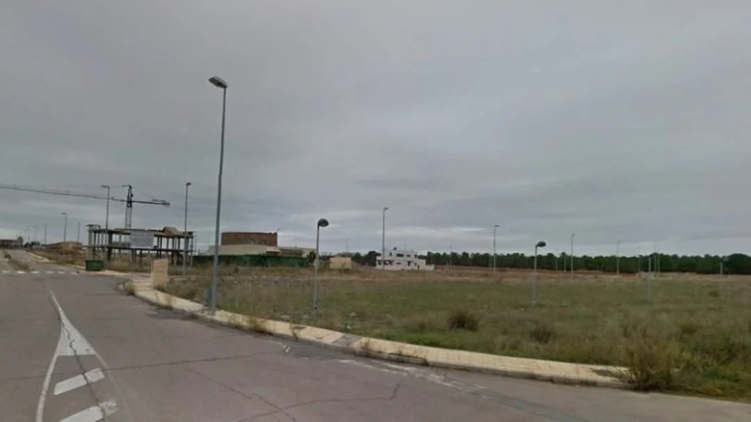 50,000 m² residential land near Salamanca