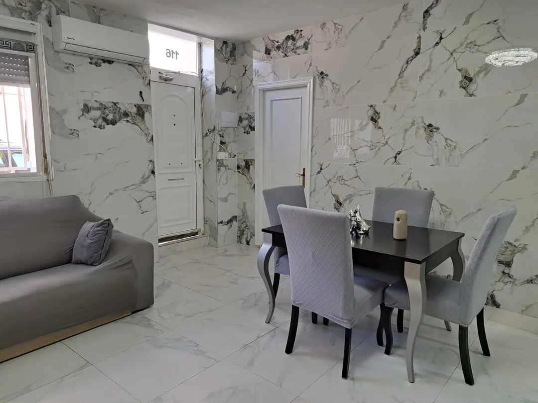 Ground-floor Elche flat, three bedrooms