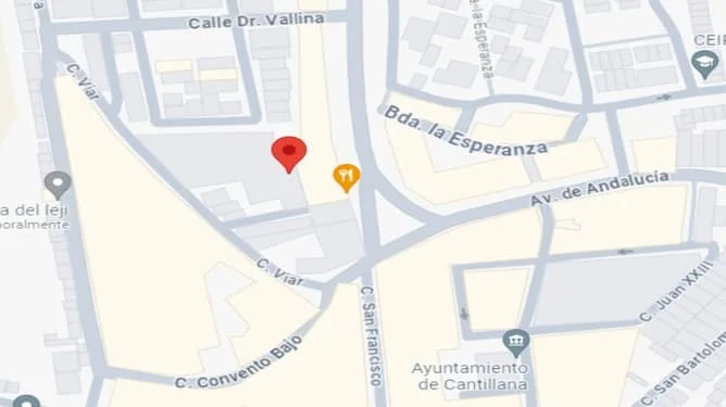 Co-owned commercial unit in Cantillana