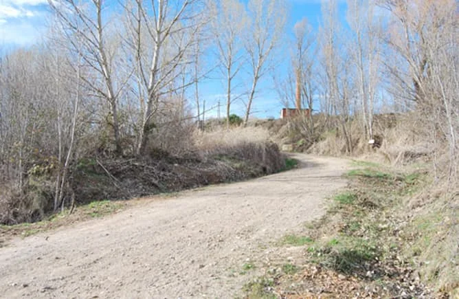 Shared-interest land in León area