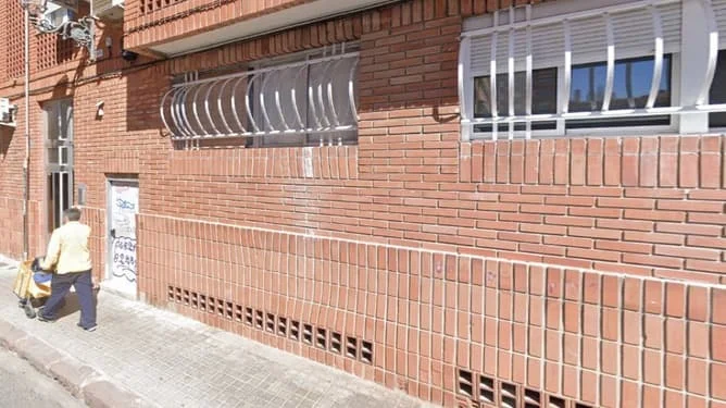 Garaje sótano en Ayora, 18 m²