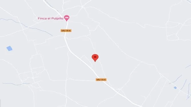 Nave en subasta ocupada en Yecla