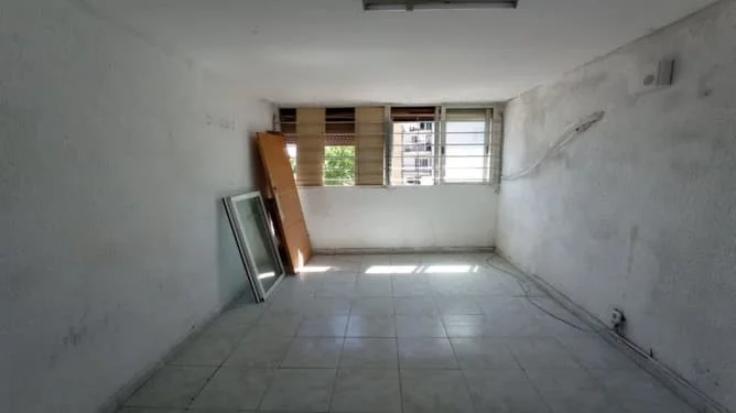 Piso ocupado en Badalona, 66 m², 3 habitaciones