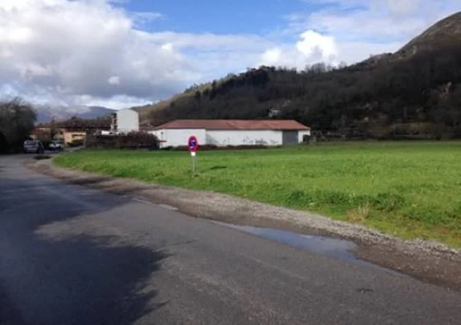 Terreno residencial junto a estación