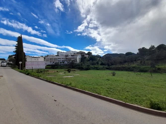 Terreno urbano en Llançà cerca del mar