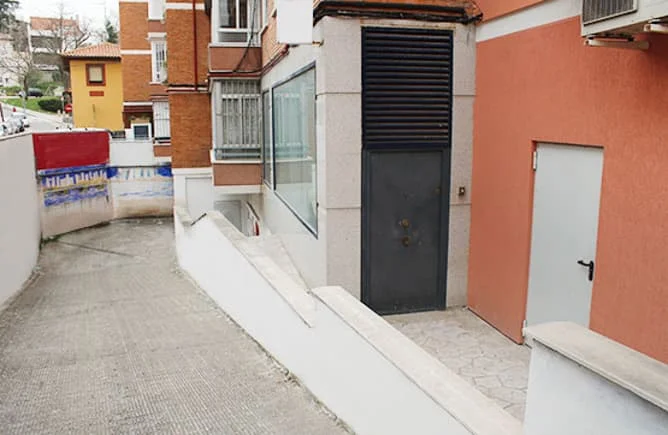 Garage space near Ciudad Universitaria